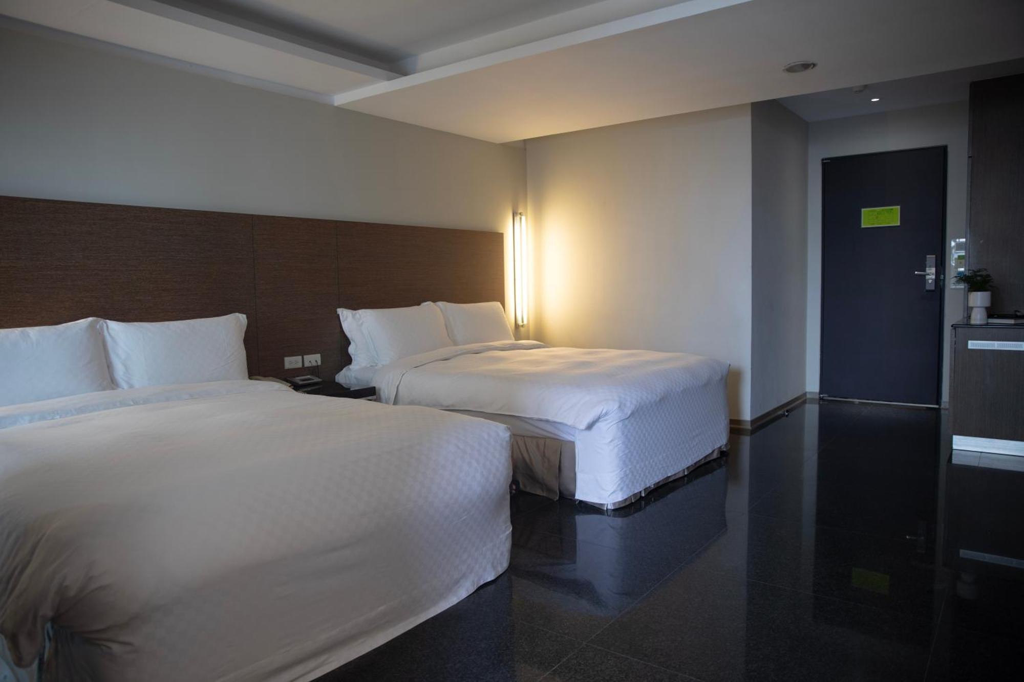 Kapok Hotel & Resorts Luodong Esterno foto