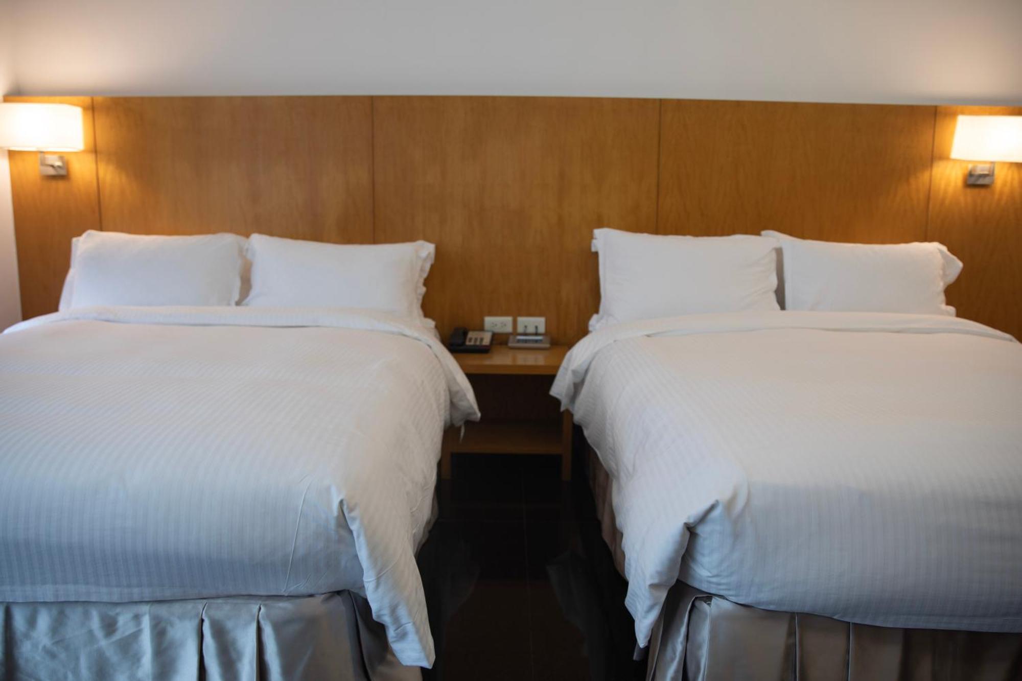 Kapok Hotel & Resorts Luodong Esterno foto