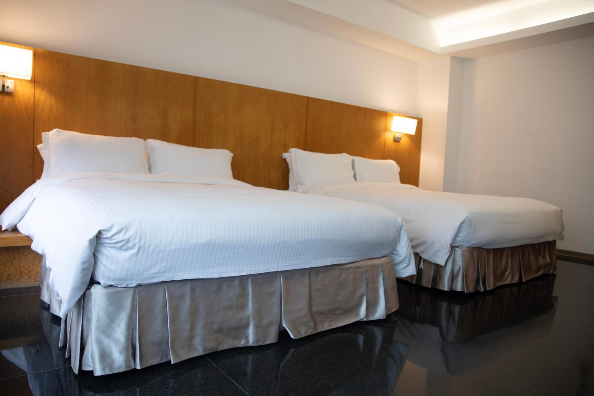 Kapok Hotel & Resorts Luodong Esterno foto