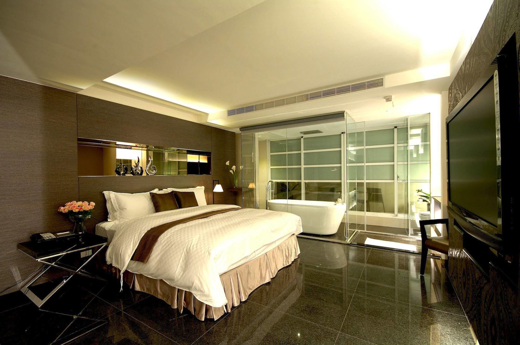 Kapok Hotel & Resorts Luodong Esterno foto
