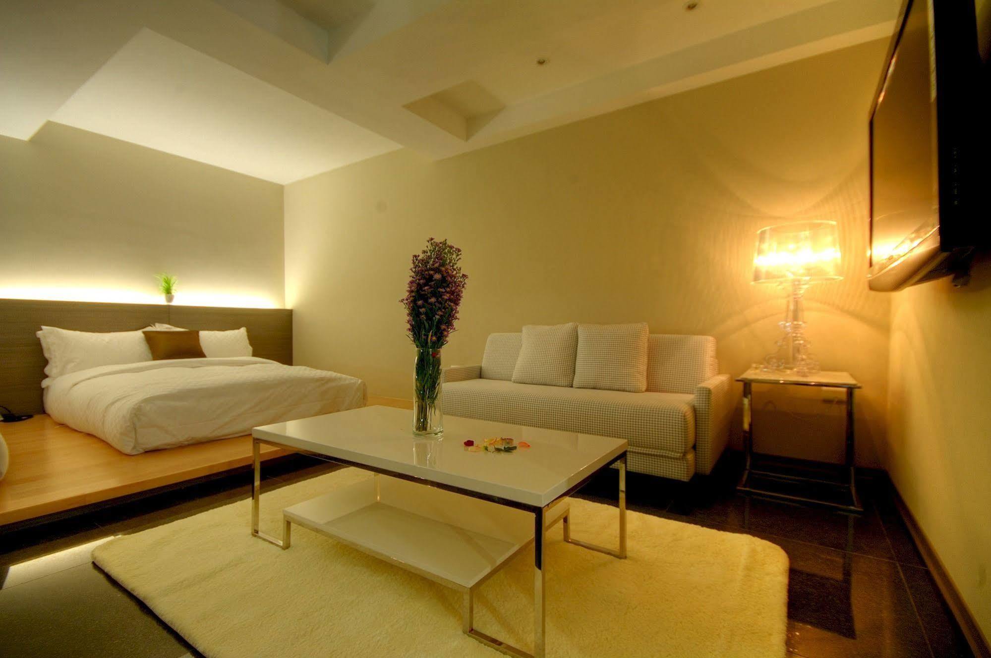 Kapok Hotel & Resorts Luodong Esterno foto