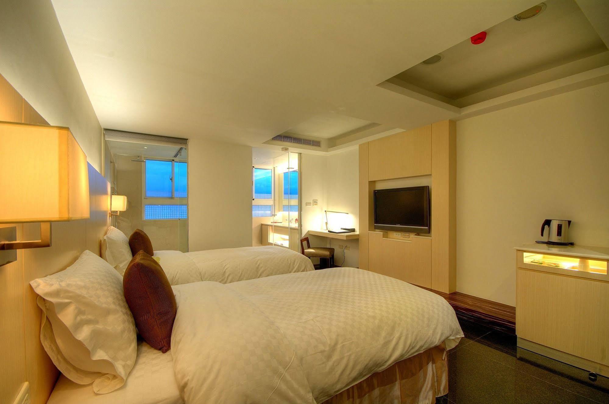 Kapok Hotel & Resorts Luodong Esterno foto