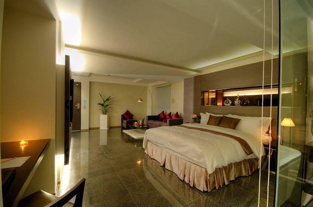 Kapok Hotel & Resorts Luodong Esterno foto
